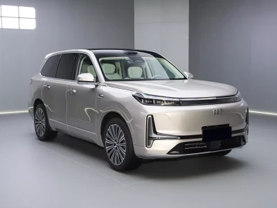 Geely Galaxy M9 Фото №3