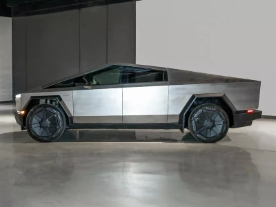 Tesla Cybertruck Фото №7