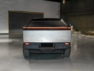 Tesla Cybertruck Фото №5