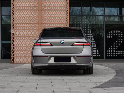BMW i7  Фото №5