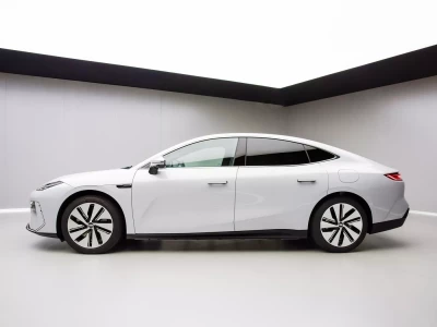 Geely Galaxy E8  Фото №7