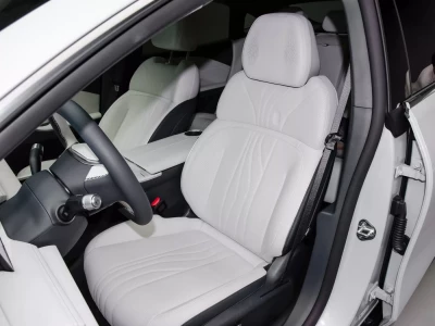 Geely Galaxy E8  Фото №9
