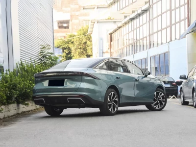 Geely Galaxy L6  Фото №4