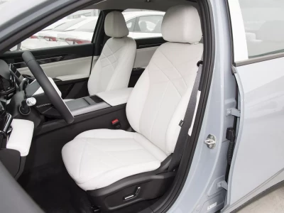 Geely Galaxy L6  Фото №9