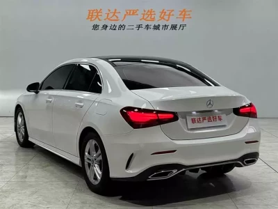 A 180 L sports sedan Фото №2
