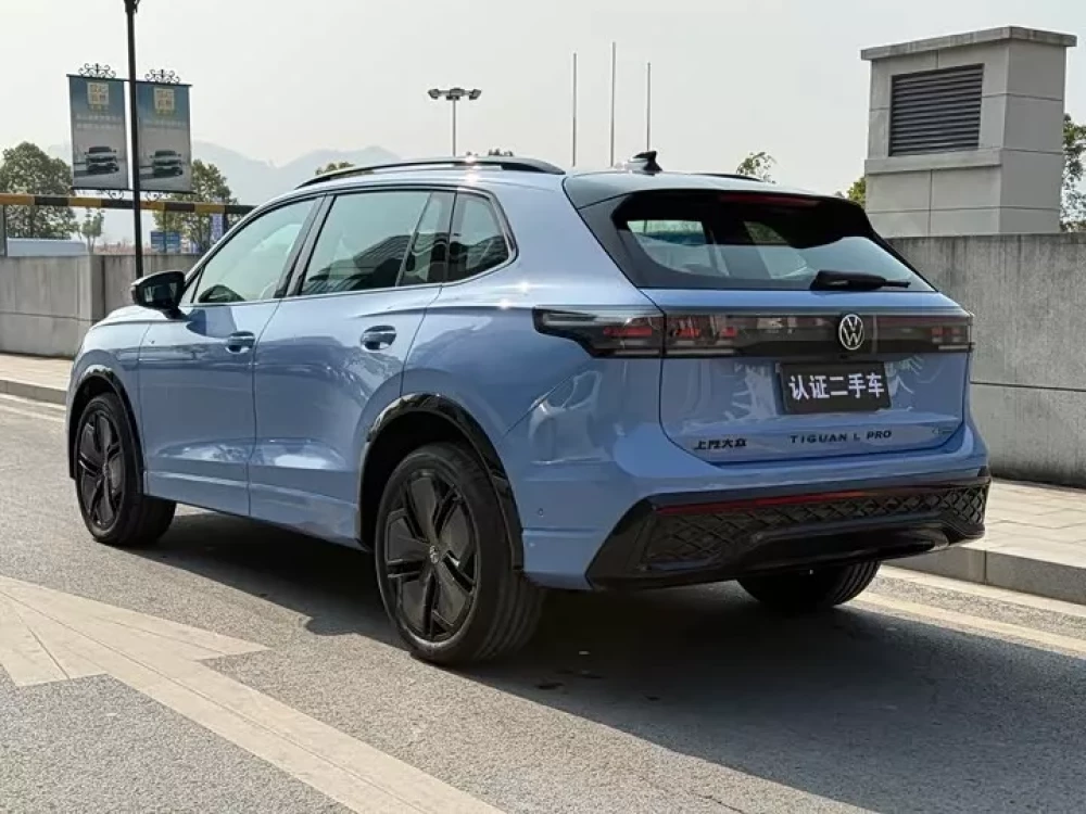 Tiguan L PRO 380TSI